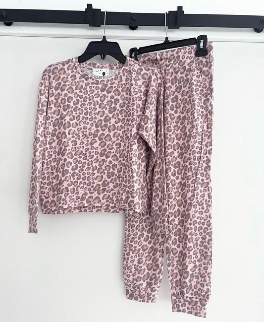 Pink leopard lounge jogger set