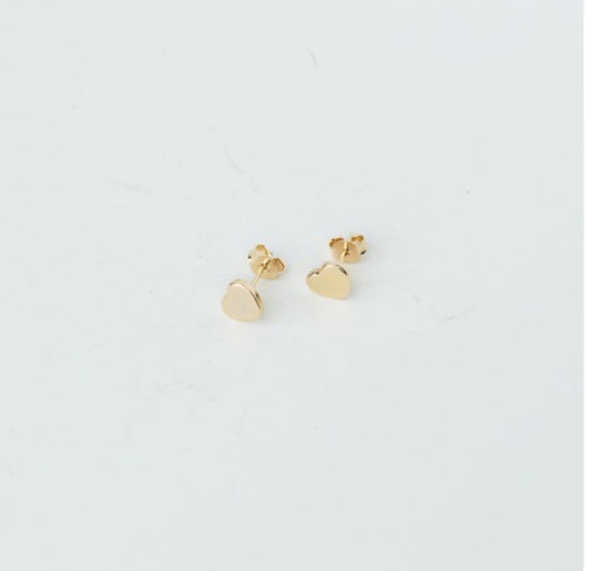 Mini gold heart earring